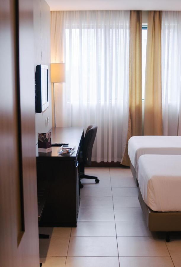 Mercure Salvador Pituba Buitenkant foto